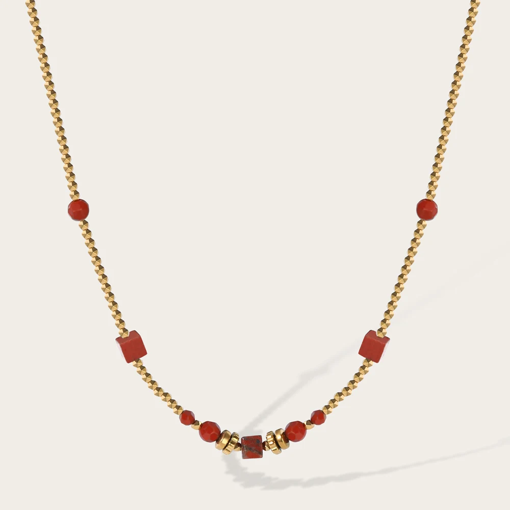 Collier en acier inoxydable avec perles rouges | Elzira